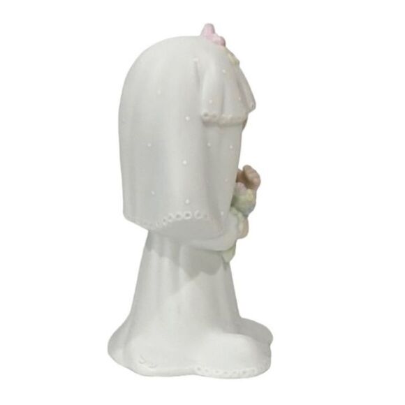 Precious Moments Bride 1983 Vintage Porcelain Figurine with Floral Veil - Picture 2 of 5